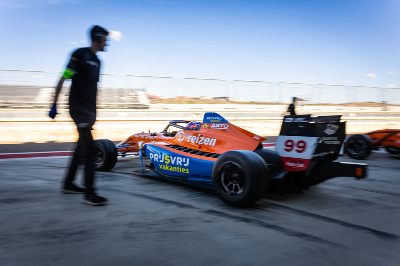 Alcaniz (ESP), MAR 13 - 15, 2026 - Round 3 Spanish Winter Championship at Circuit Motorland Aragon, Spain. Rene LAMMERS #99, MP Motorsport. © 2026 Dutch Photo Agency.