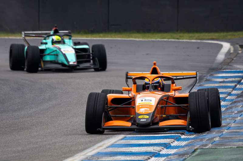 HOC TST SR 5806