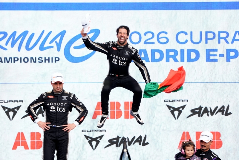 260321 FE Podium