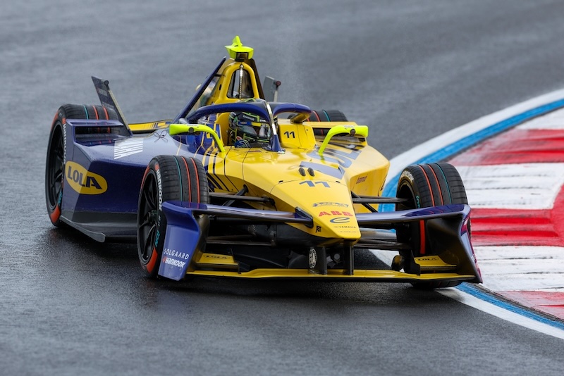 SHANGHAI, CHINA - JULY 05: Lucas di Grassi of Brazil driving the (11) Lola Yamaha ABT Formula E Team Lola-Yamaha T001 on track during qualifying, ahead of the Shanghai E-Prix, Round 13 of the 2026 FIA Formula E World Championship at Shanghai International Circuit on July 05, 2026 in Shanghai, China. (Photo by Zhe Ji/LAT Images)