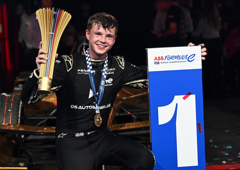 LONDON, ENGLAND - AUGUST 16: Race winner Taylor Barnard of Great Britain and DS PENSKE celebrates in parc ferme during the London E-Prix, Round 17 of the 2026 FIA Formula E World Championship at ExCel London on August 16, 2026 in London, England. (Photo by Sam Bagnall/LAT Images)