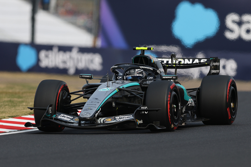 Japanese Grand Prix, Saturday, Getty Images SUZUKA, JAPAN - MARCH 28: Andrea Kimi Antonelli of Italy driving the (12) Mercedes AMG Petronas F1 Team W17 on track during qualifying ahead of the F1 Grand Prix of Japan at Suzuka Circuit on March 28, 2026 in Suzuka, Japan. (Photo by Simon Galloway/LAT Images)