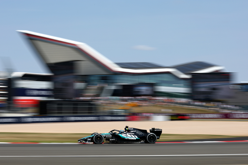 Formel 1 - Mercedes-AMG PETRONAS F1 Team, Großer Preis von Großbritannien 2026. George Russell Formula One - Mercedes-AMG PETRONAS F1 Team, 2026 British GP. George Russell 