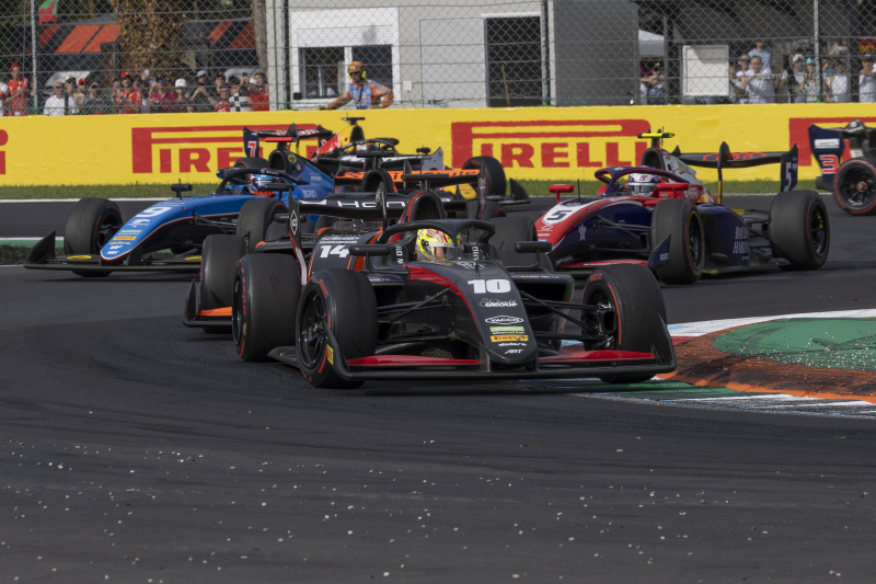 MON GP FE 1828