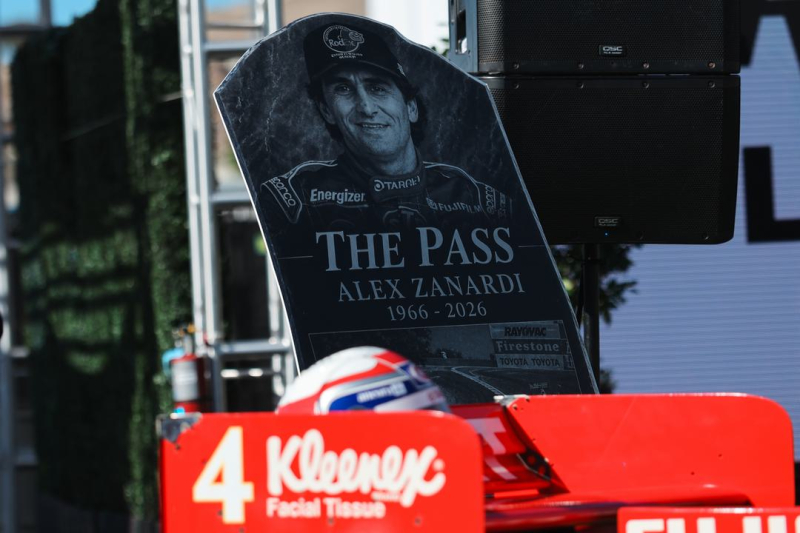 2O26 Alex Zanardi The Pass