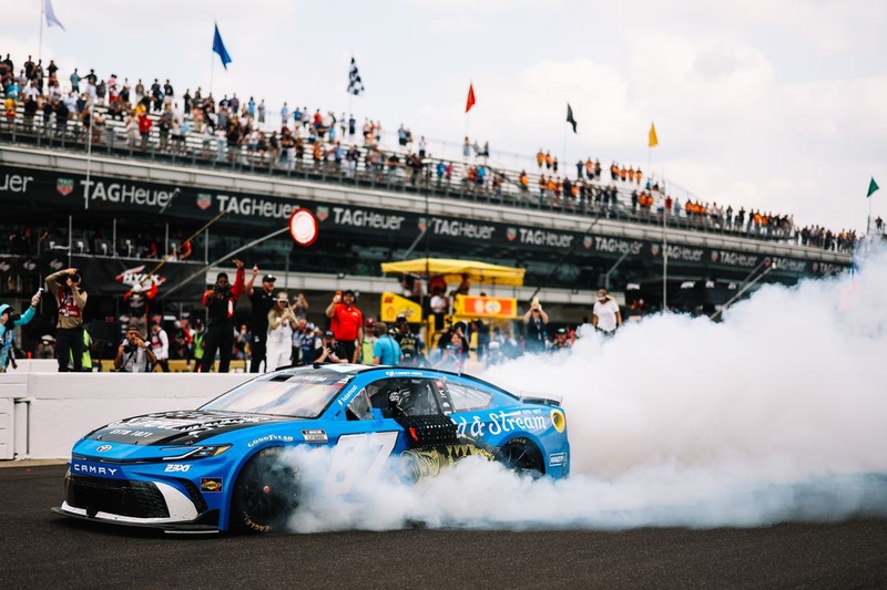 Brickyard 400