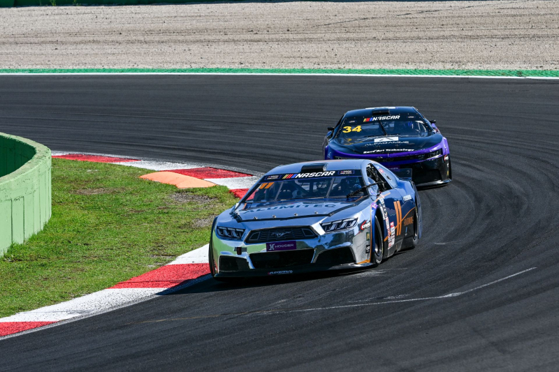 Lessard en Toffel leveren titanenstrijd in Vallelunga. Beitske Visser pakt Ladies Trophy