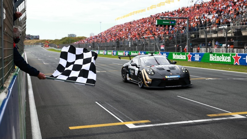 Nederlandse successen bij afscheid Porsche Mobil 1 Supercup van Zandvoort