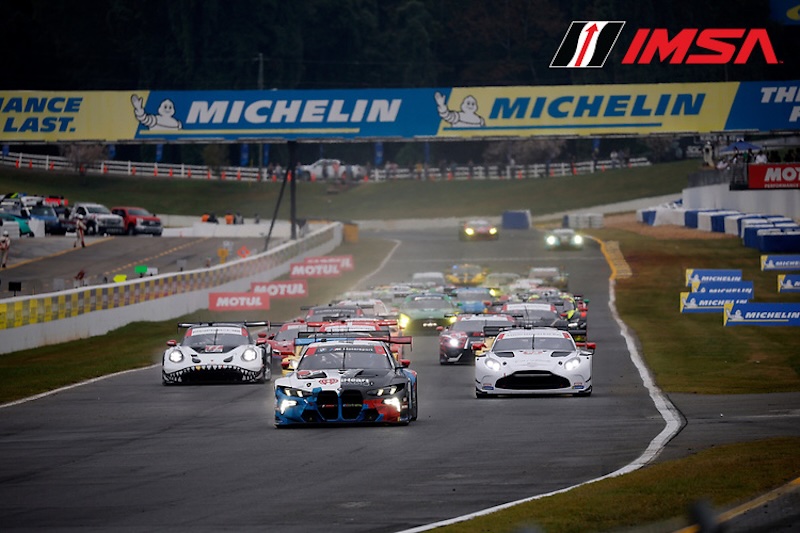 261004 IMSA GT Start