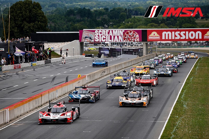 260803 IMSA Race Start