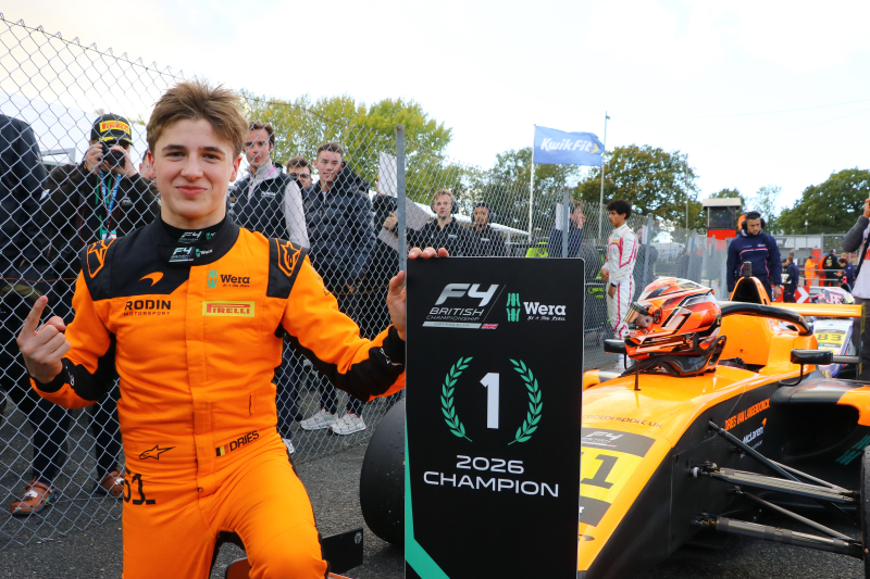 Zuiderbuur Dries van Langendonck kampioen in Brits Formule 4