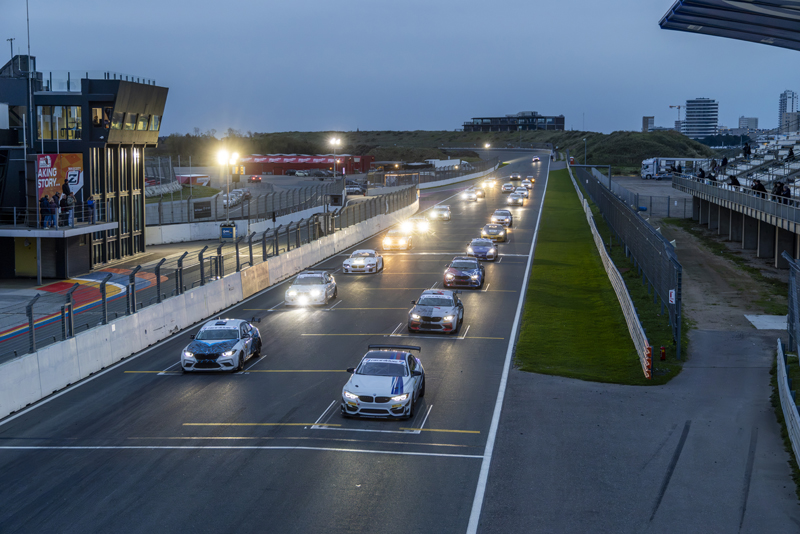r1 start P3A7389