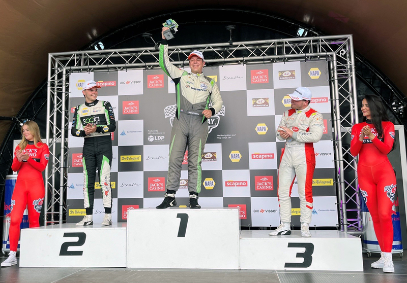 podium dekker