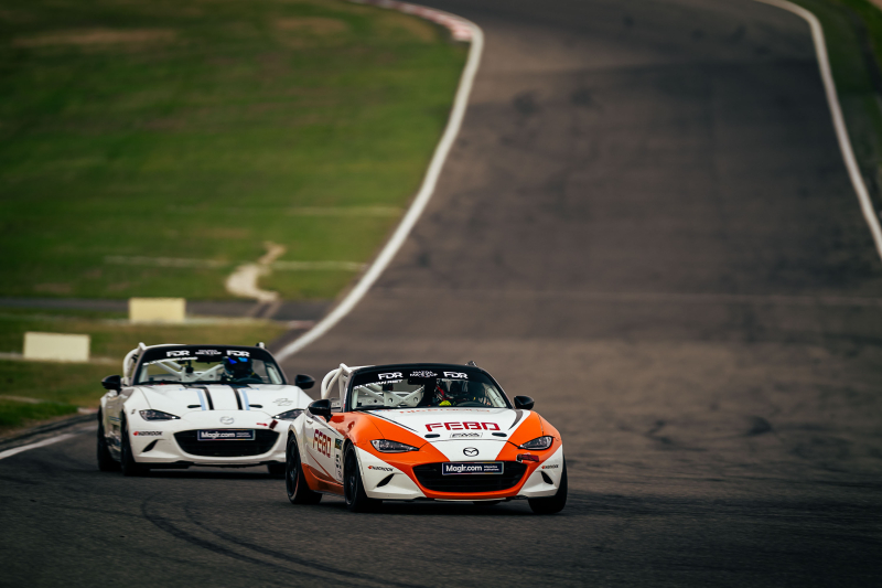 2026829RB GT World Challenge 1899