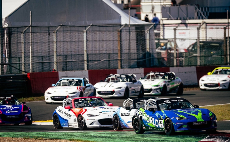 Mazda MX 5 Cup 2026 Round 2 De Ketele Van der Schoot Vuik Maton