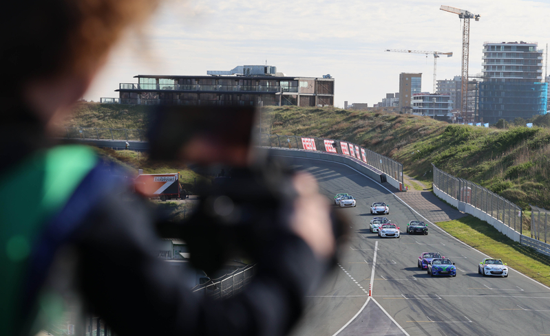19 aprlll VMax Voorjaarsraces. Circuit Zandvoort Foto Chris Schotanus