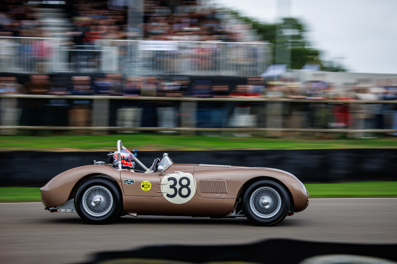 Revival 2026 Autosport BvdW 43