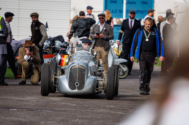Groeten uit Goodwood van de Goodwood Revival 2026