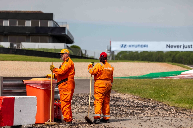 Donington 12