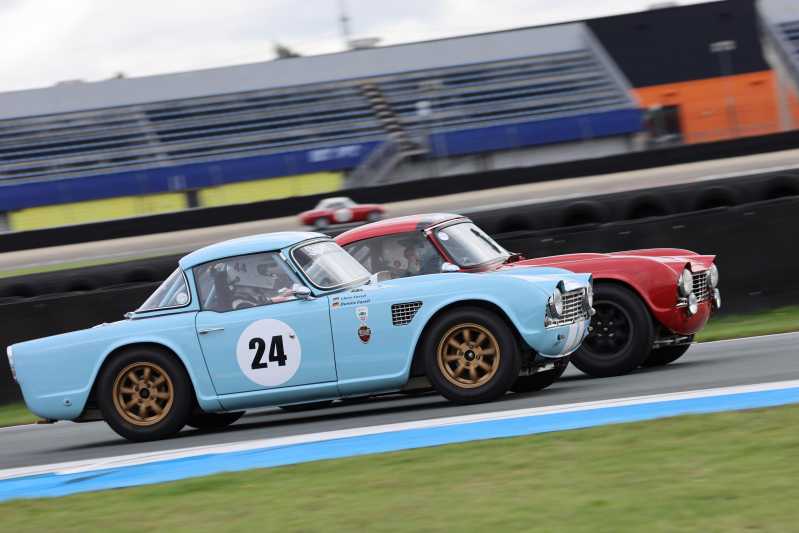 Forell en Luebbert in gevecht met hun Triumphs TR4