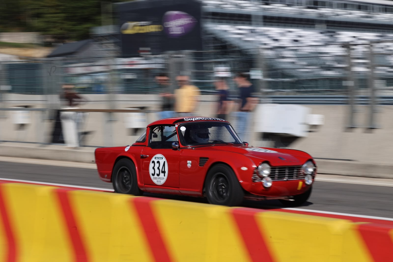 Luebbert en Henke in de TR4